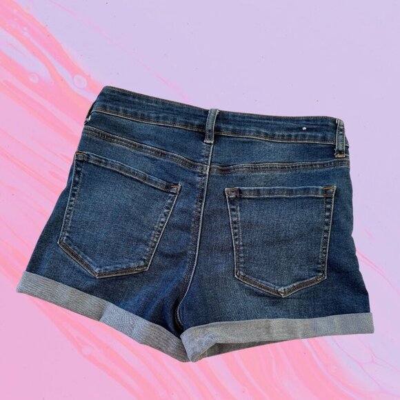 Forever 21 Curvy Fit High Rise Stretchy Rolled Cuff Blue Denim Jean Shorts - Picture 2 of 9